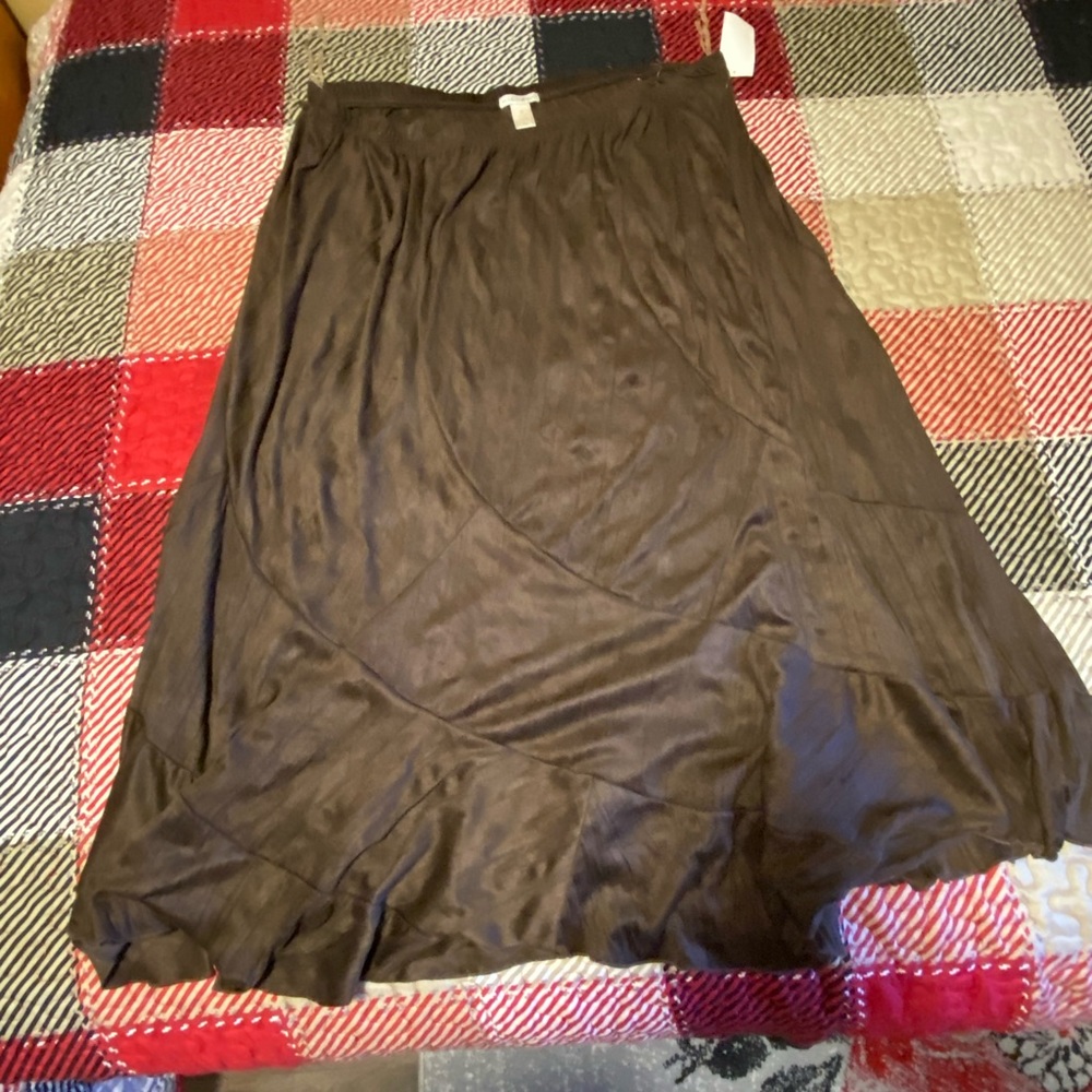 Fashion Bug Brown flowy skirt.  Size 3X.